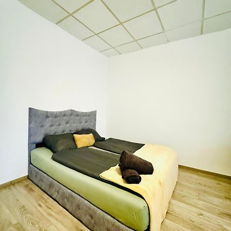 Amazing 2Br Apartment Near Praterstern Виена Екстериор снимка